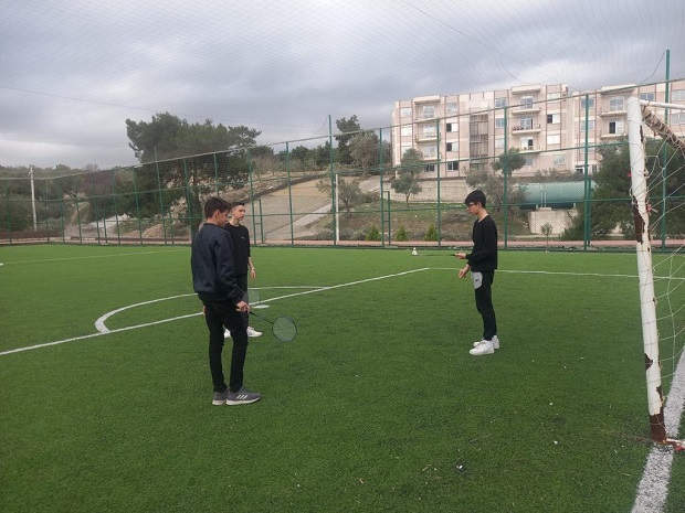 Badminton İle Derslere Kısa Bir Mola 